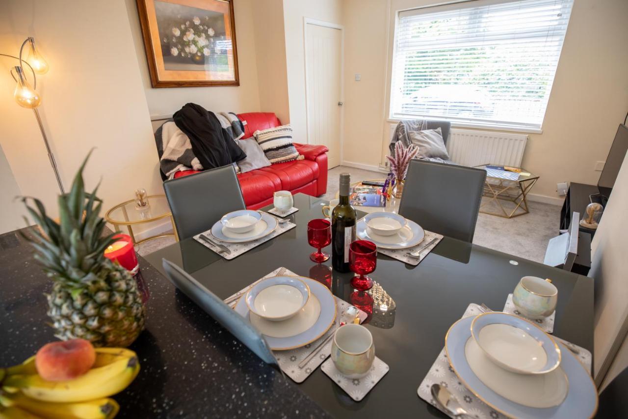 Og Stays Ii- 3Bedroom House Near Nissan & Stadium, Free Parking Sunderland  Eksteriør bilde