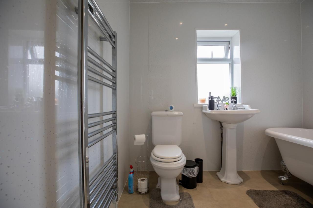 Og Stays Ii- 3Bedroom House Near Nissan & Stadium, Free Parking Sunderland  Eksteriør bilde